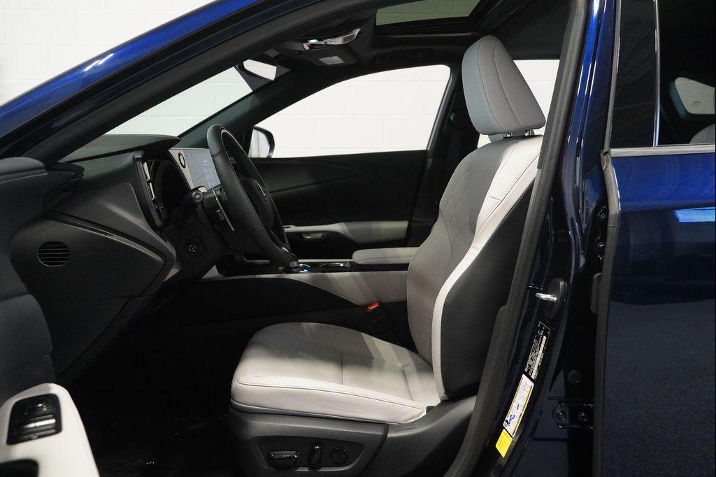 used 2023 Lexus RX 350 car, priced at $42,096