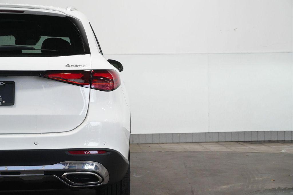 new 2026 Mercedes-Benz GLC 300 car, priced at $60,335