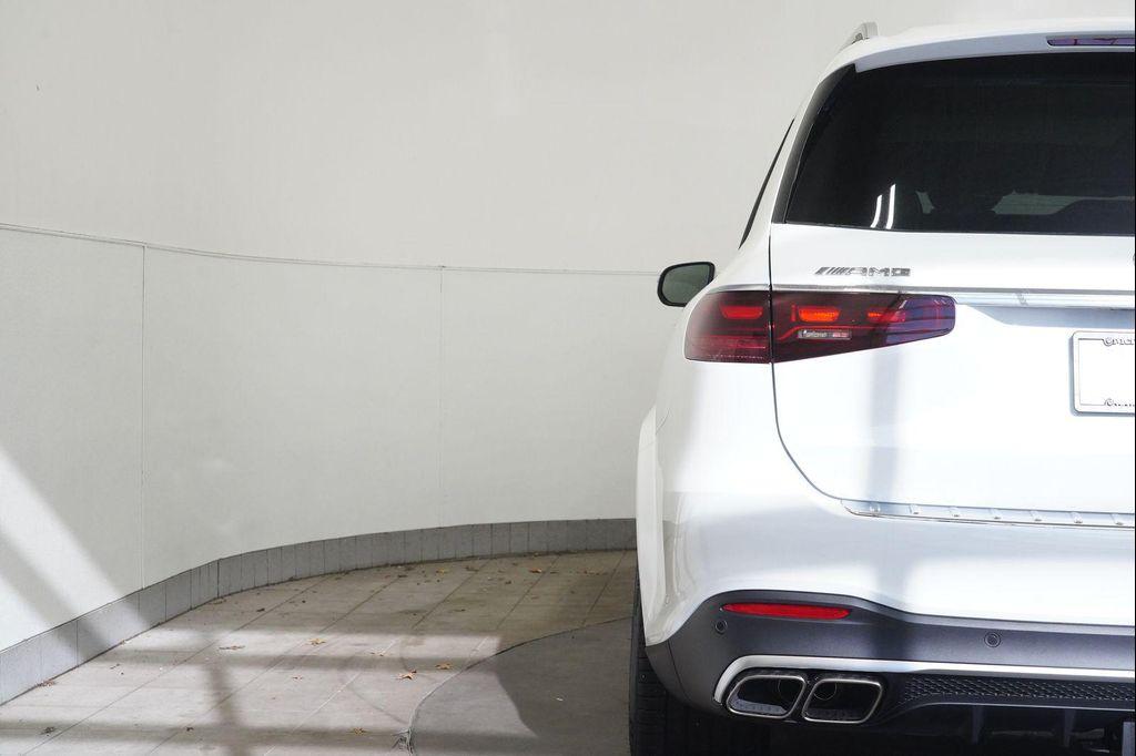 new 2026 Mercedes-Benz AMG GLS 63 car, priced at $172,770