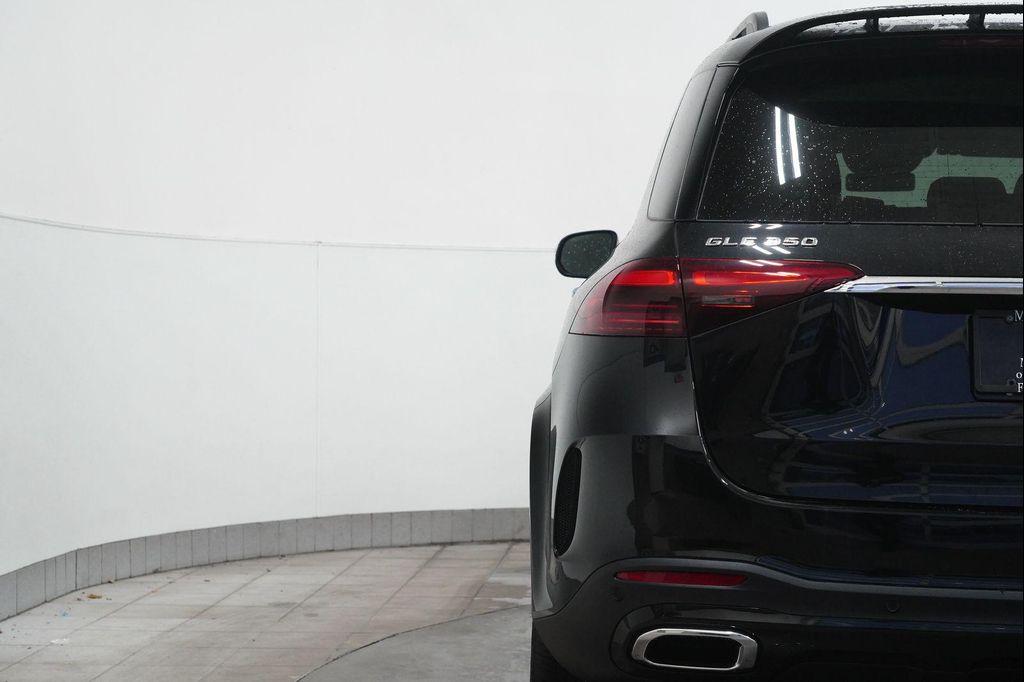 new 2026 Mercedes-Benz GLE 350 car, priced at $75,750