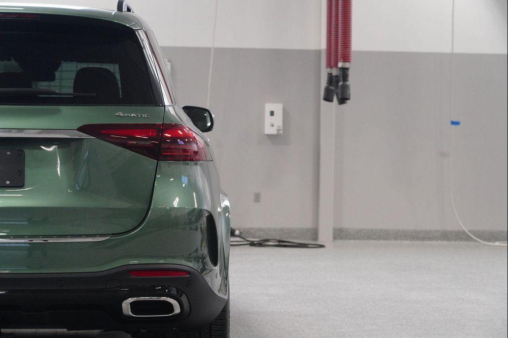 new 2026 Mercedes-Benz GLE 450 car, priced at $89,120