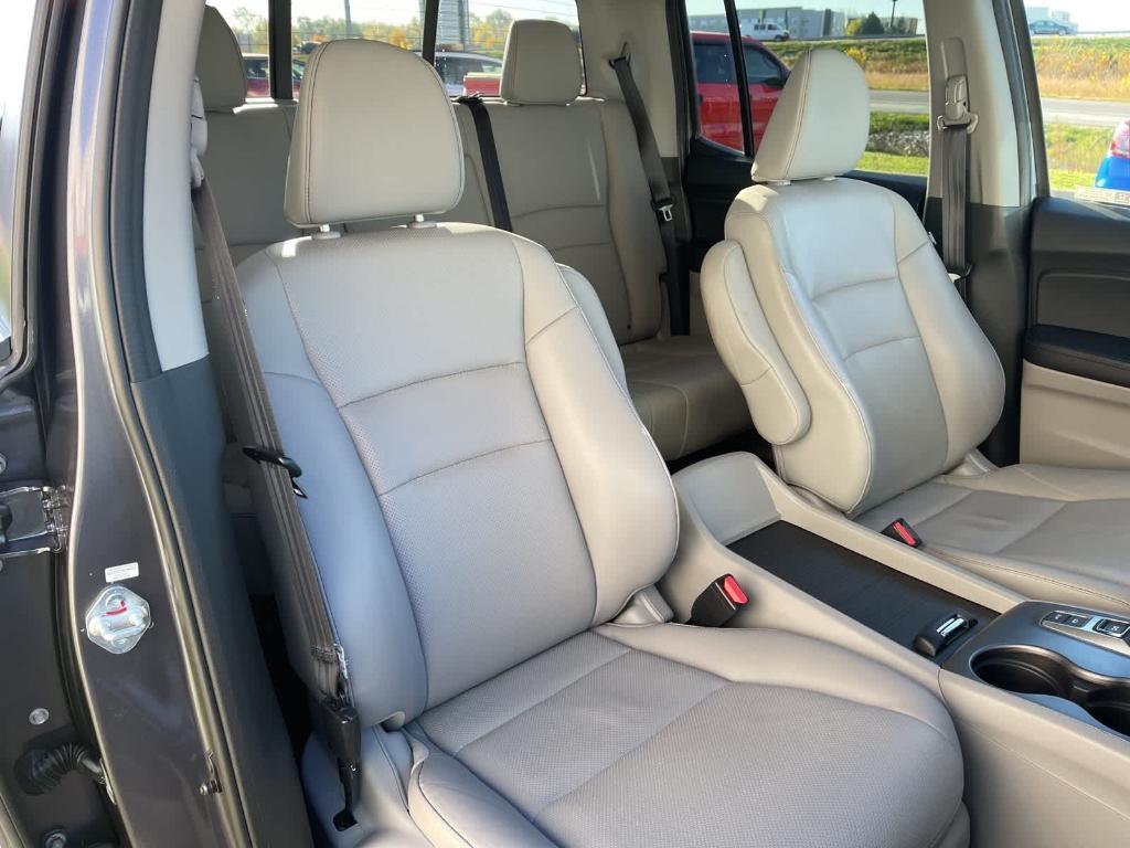 used 2023 Honda Ridgeline car, priced at $30,495