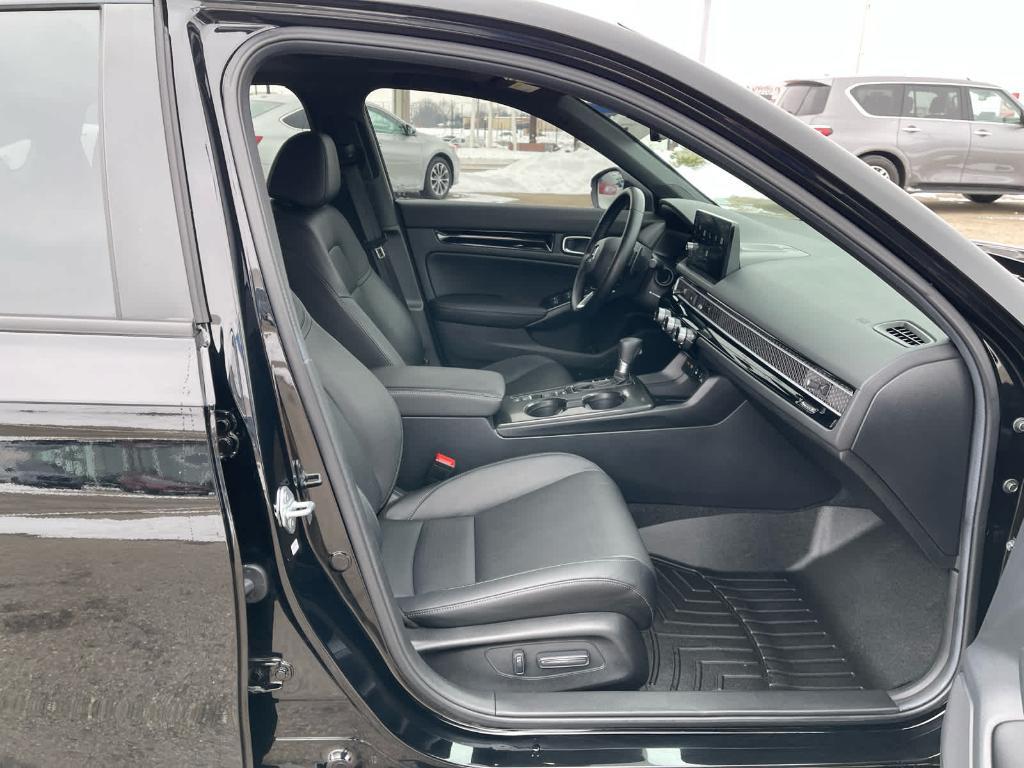 used 2025 Honda Civic Hybrid car, priced at $28,676