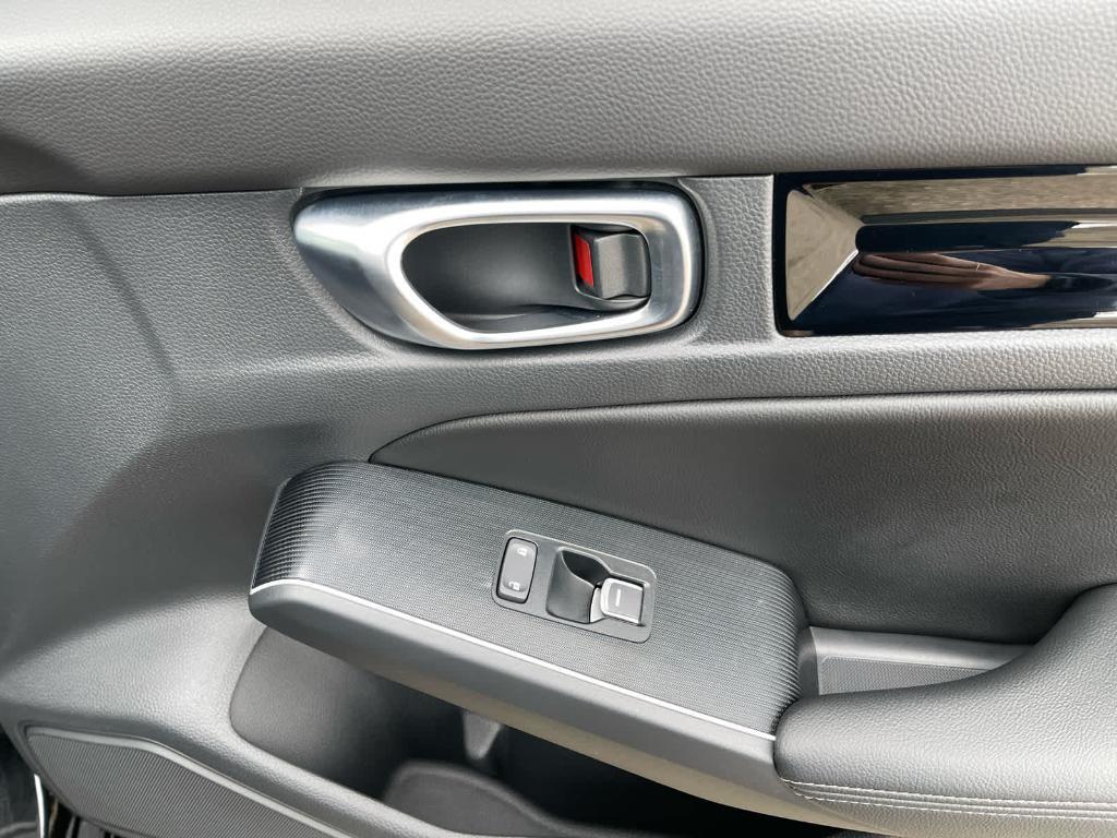 used 2025 Honda Civic Hybrid car, priced at $28,676