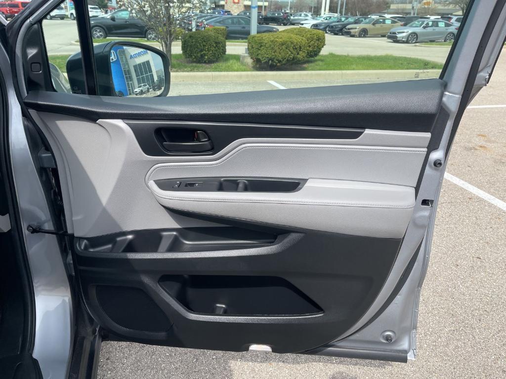 used 2024 Honda Odyssey car, priced at $36,814