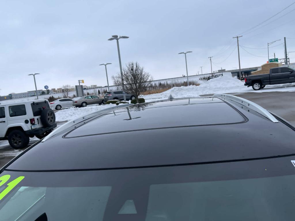 used 2021 Cadillac XT5 car, priced at $22,545