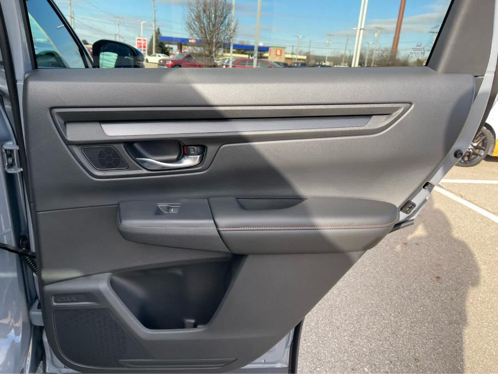 new 2026 Honda CR-V Hybrid car, priced at $42,380