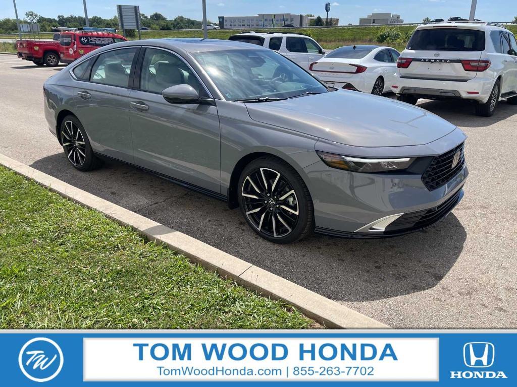 new 2025 Honda Accord Hybrid car, priced at $41,155