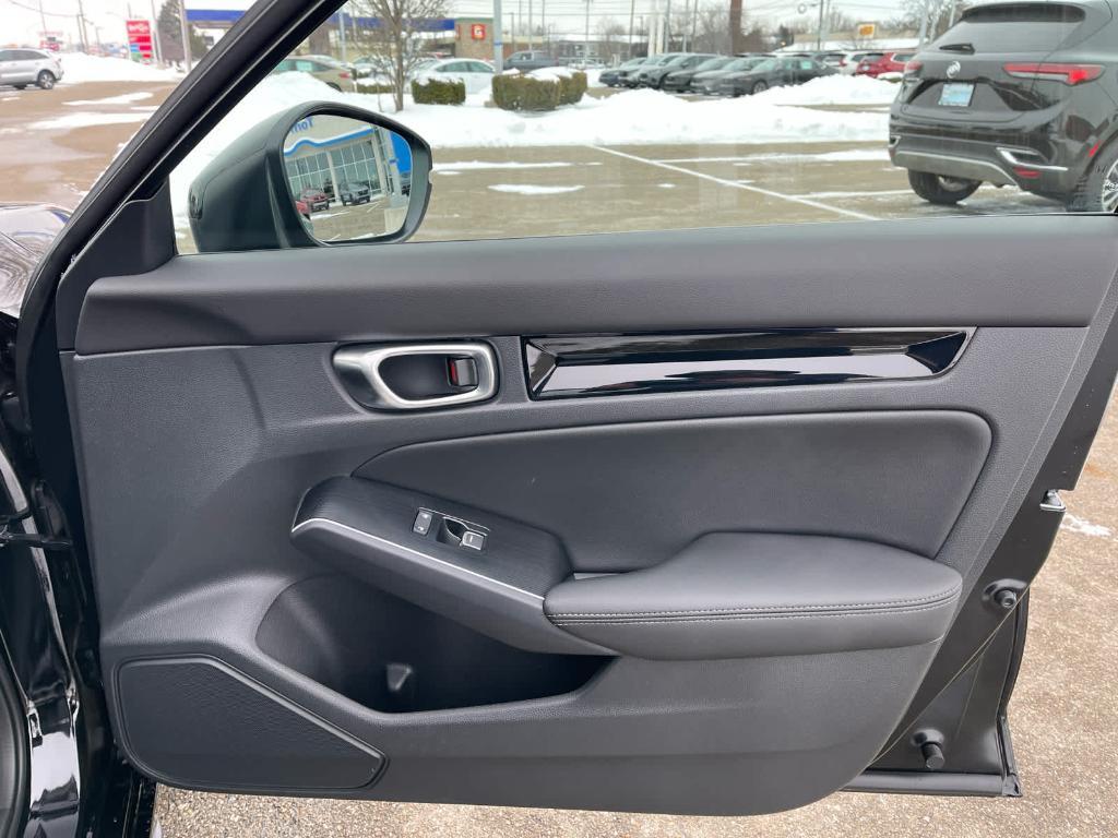 new 2026 Honda Civic Hybrid car, priced at $35,040