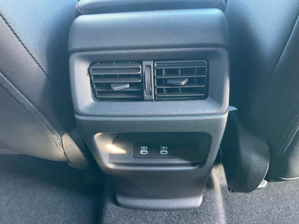 new 2026 Honda CR-V Hybrid car, priced at $44,250