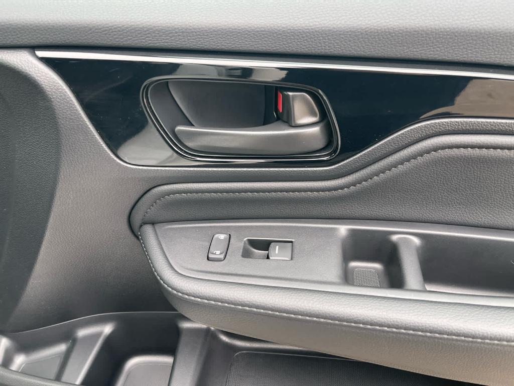 used 2025 Honda Odyssey car, priced at $40,784