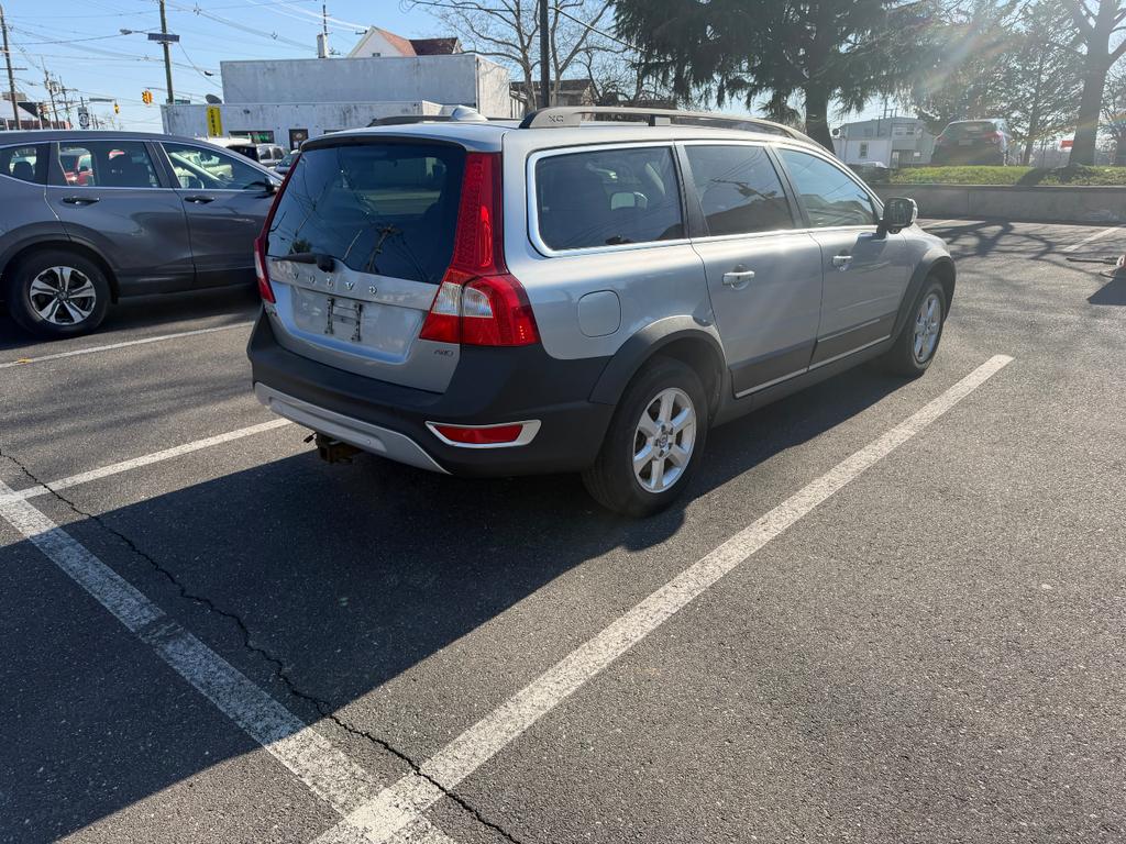 used 2013 Volvo XC70 car, priced at $5,600