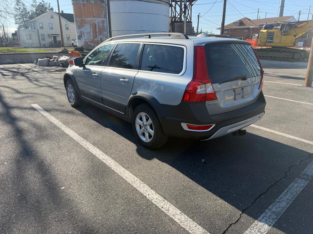 used 2013 Volvo XC70 car, priced at $5,600