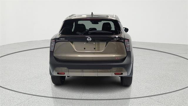 new 2026 Nissan Kicks car, priced at $27,978