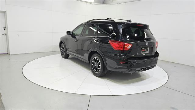 used 2019 Nissan Pathfinder car, priced at $19,917