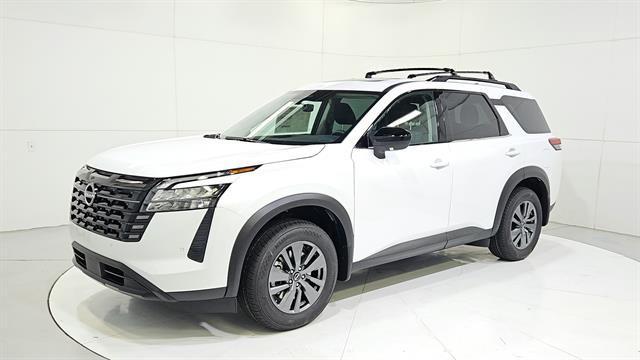 new 2026 Nissan Pathfinder car, priced at $38,367