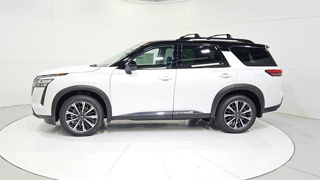 new 2026 Nissan Pathfinder car, priced at $48,413