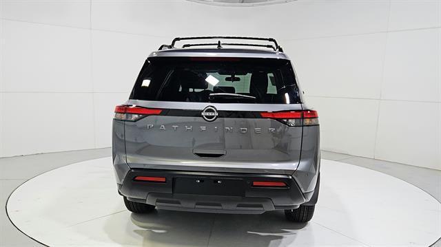 new 2026 Nissan Pathfinder car, priced at $39,463