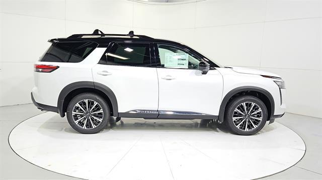 new 2026 Nissan Pathfinder car, priced at $45,946