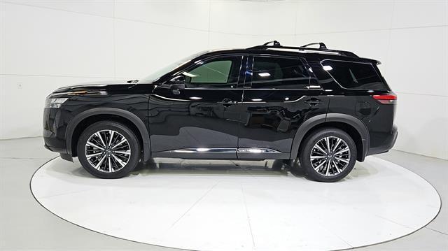 new 2026 Nissan Pathfinder car, priced at $46,484