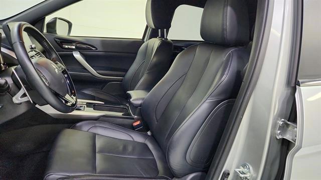 used 2025 Mitsubishi Eclipse Cross car, priced at $19,957