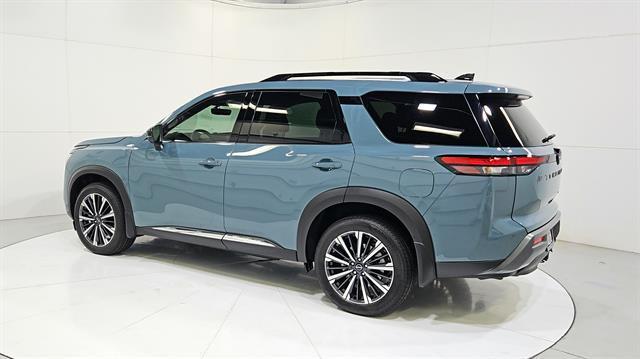 new 2026 Nissan Pathfinder car, priced at $47,711