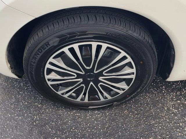 used 2014 Nissan Versa Note car, priced at $4,991