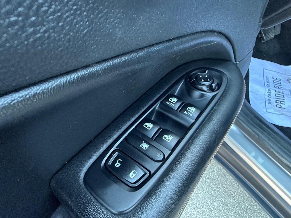 used 2020 Jeep Compass car, priced at $16,498