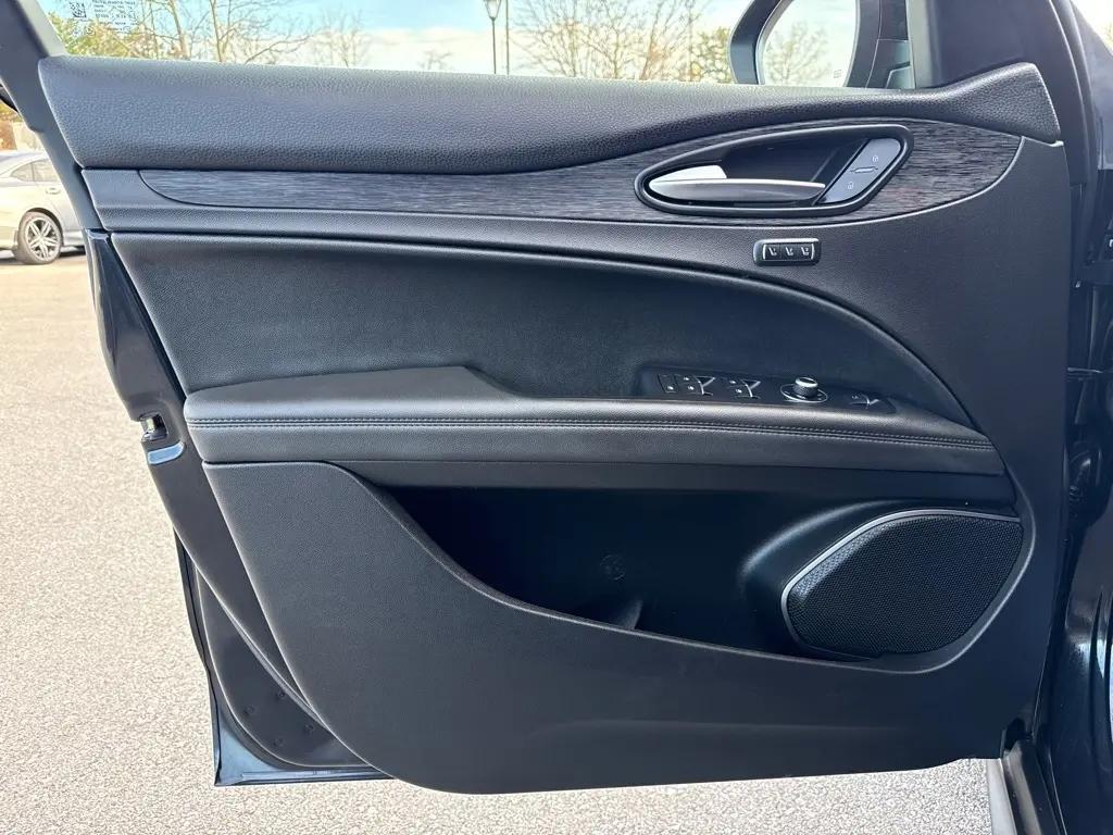 used 2023 Alfa Romeo Stelvio car, priced at $22,999