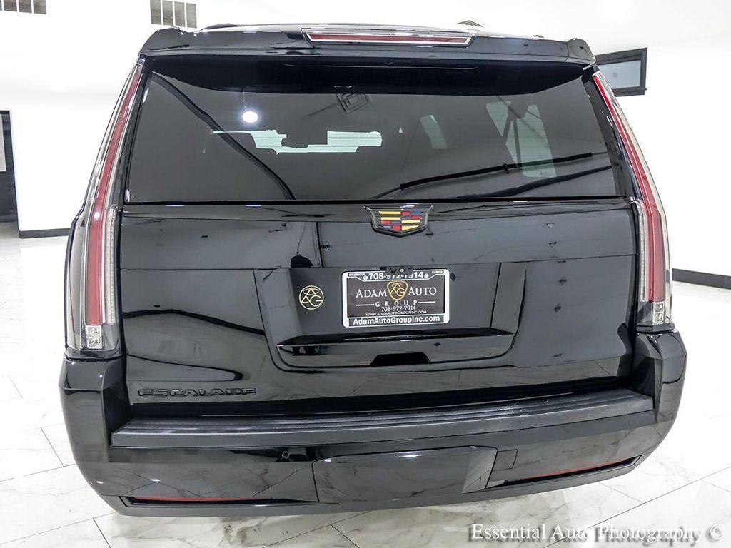 used 2020 Cadillac Escalade ESV car, priced at $27,995