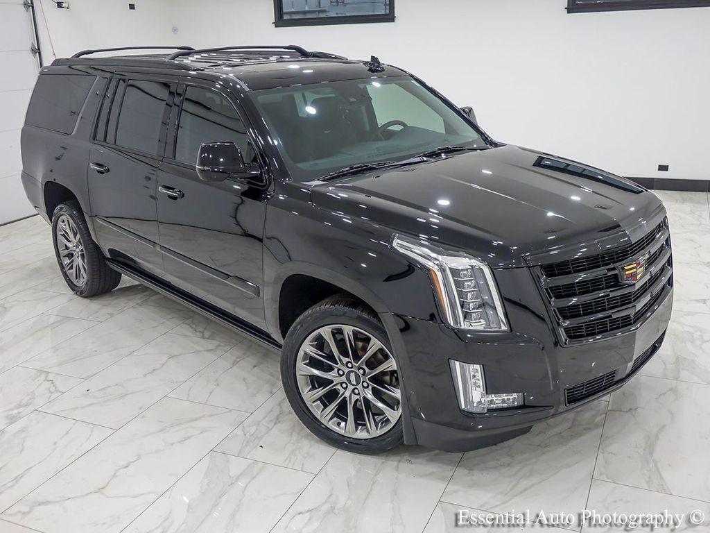 used 2020 Cadillac Escalade ESV car, priced at $27,995