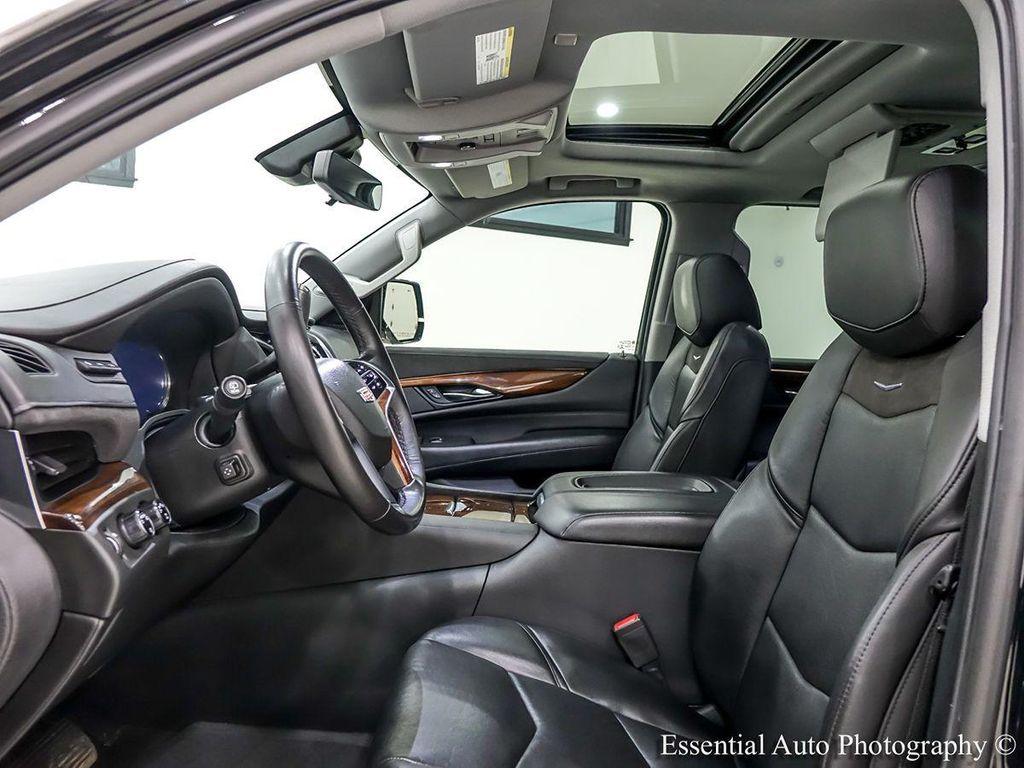 used 2020 Cadillac Escalade ESV car, priced at $27,995