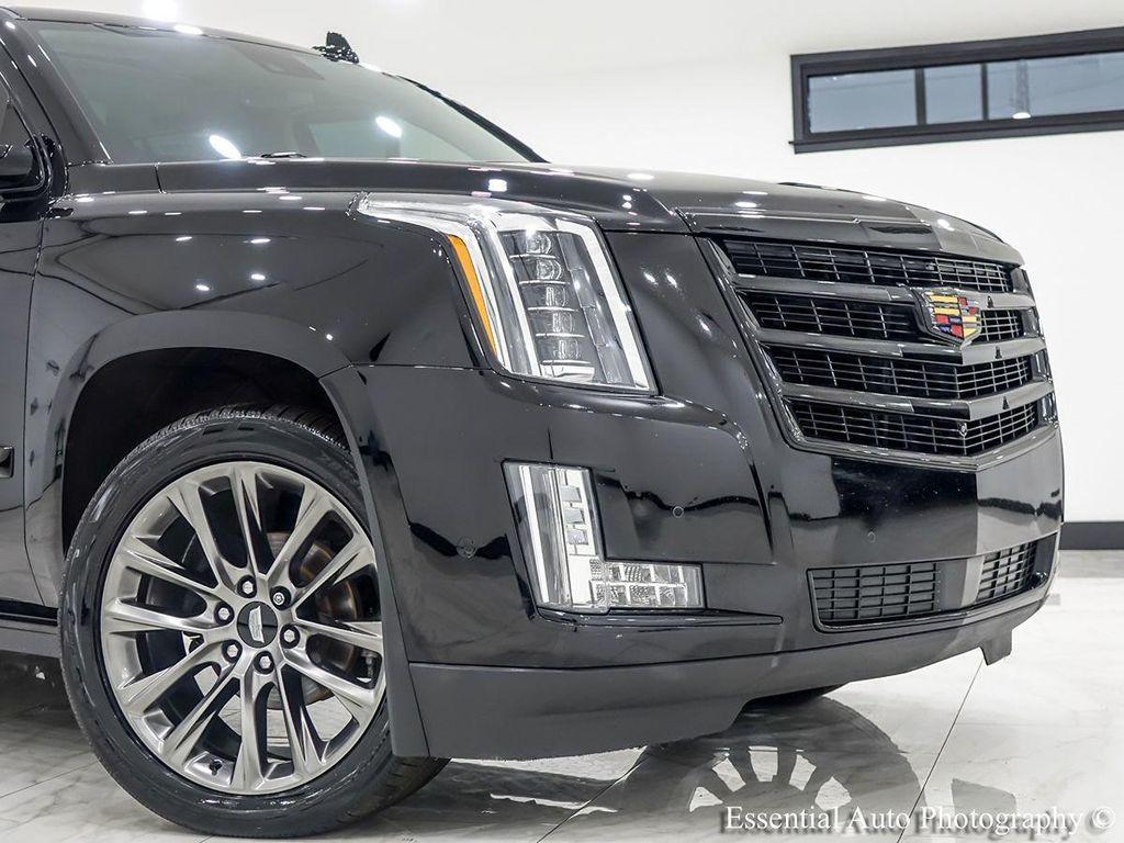 used 2020 Cadillac Escalade ESV car, priced at $27,995