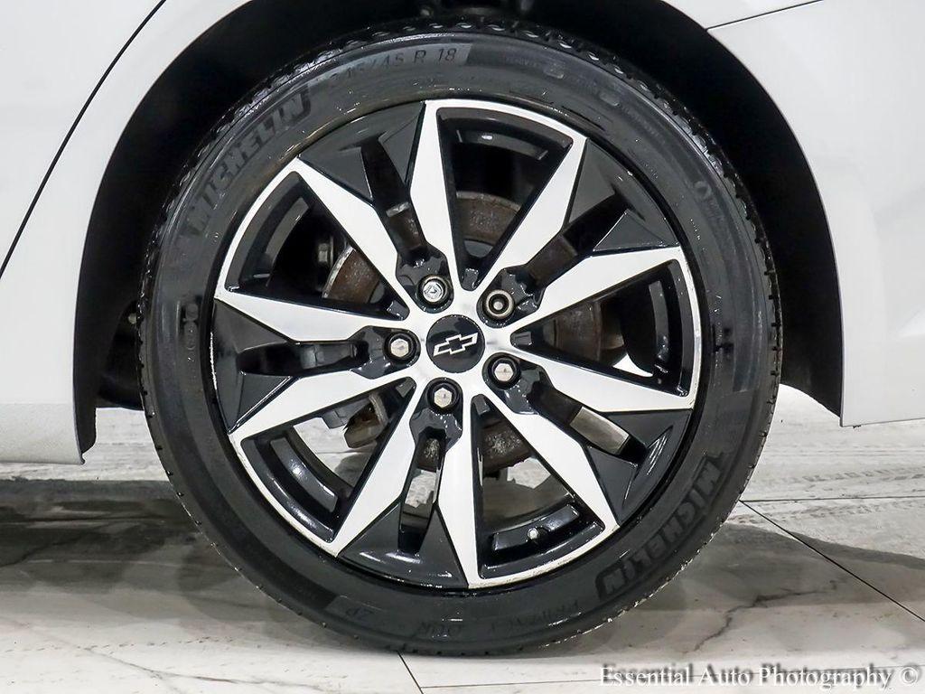 used 2021 Chevrolet Malibu car, priced at $12,995