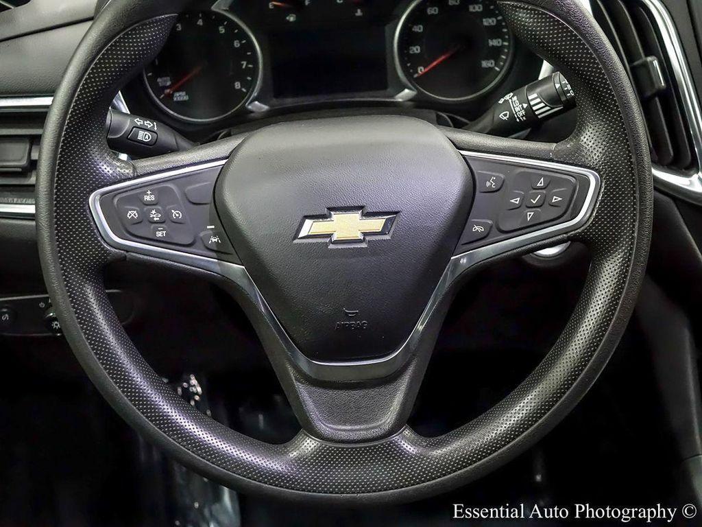 used 2022 Chevrolet Equinox car, priced at $14,495