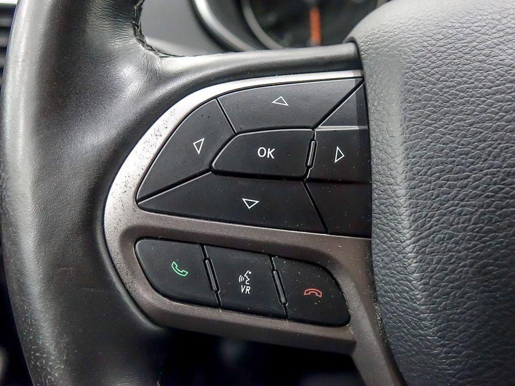 used 2020 Jeep Cherokee car, priced at $15,975