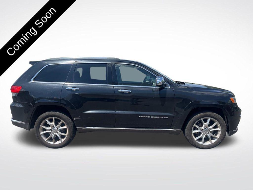 used 2016 Jeep Grand Cherokee car, priced at $15,425