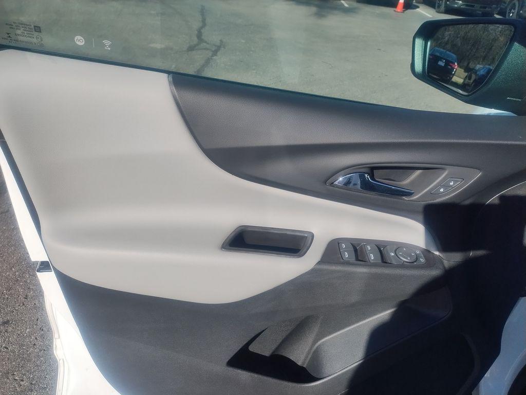 used 2020 Chevrolet Equinox car, priced at $11,559