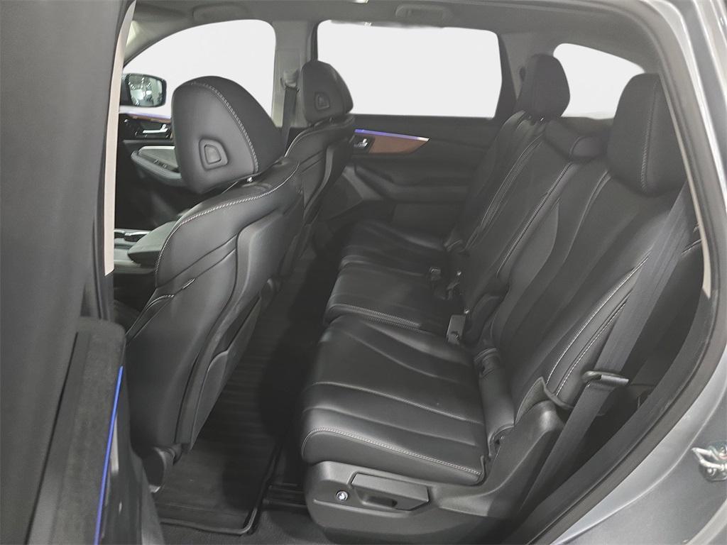 used 2022 Acura MDX car, priced at $27,500