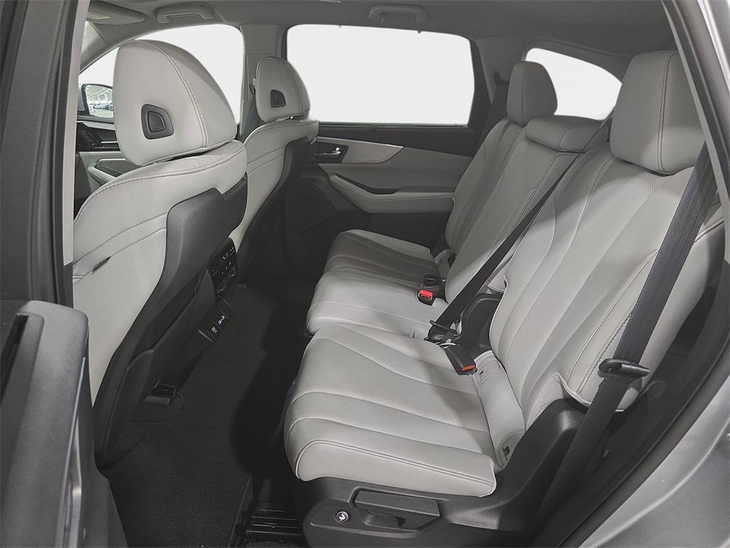 used 2023 Acura MDX car, priced at $35,585