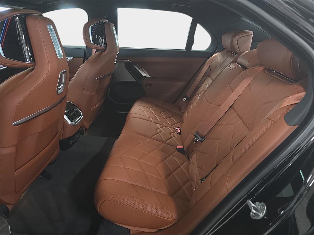 new 2026 BMW i7 car, priced at $114,925
