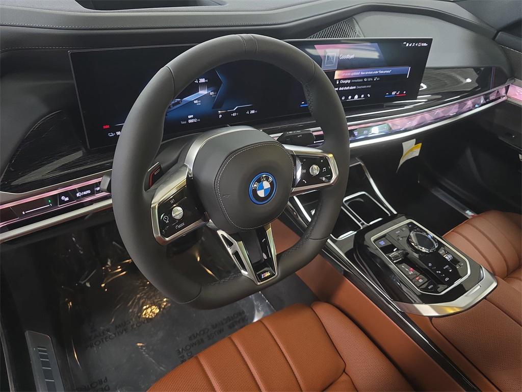 new 2026 BMW i7 car, priced at $114,925