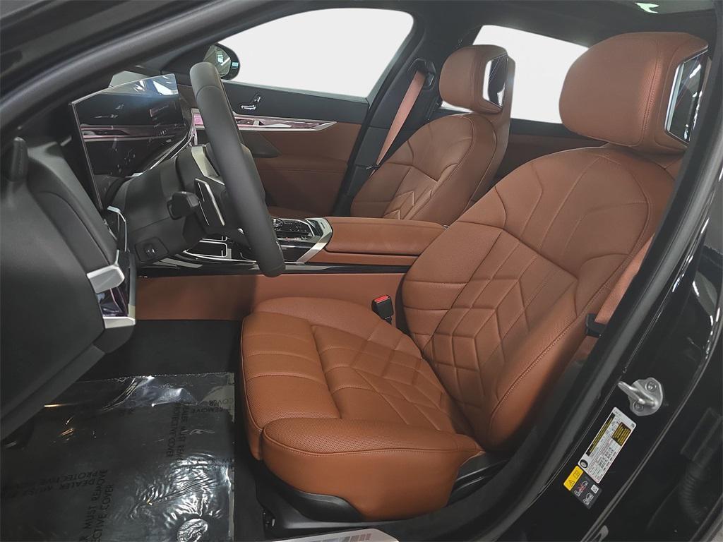 new 2026 BMW i7 car, priced at $114,925