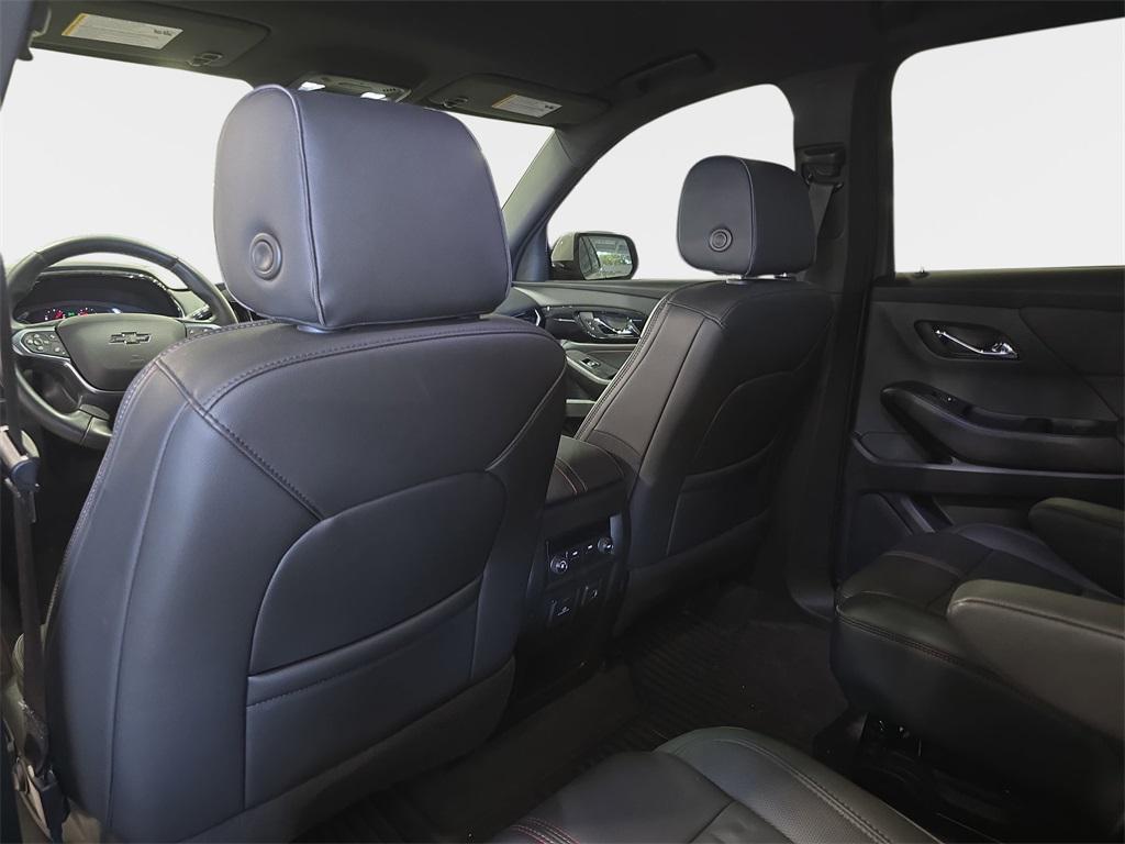 used 2023 Chevrolet Traverse car, priced at $30,990