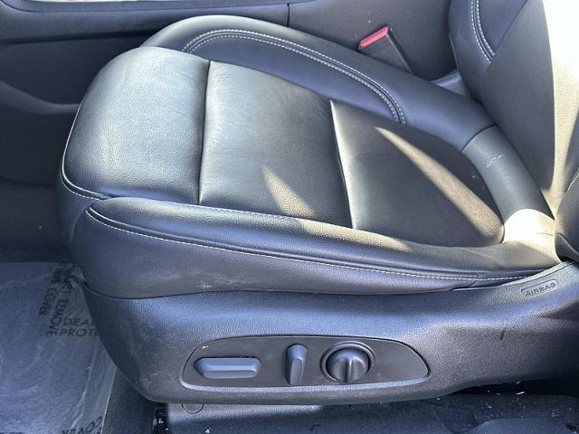 used 2023 Chevrolet Traverse car, priced at $29,700