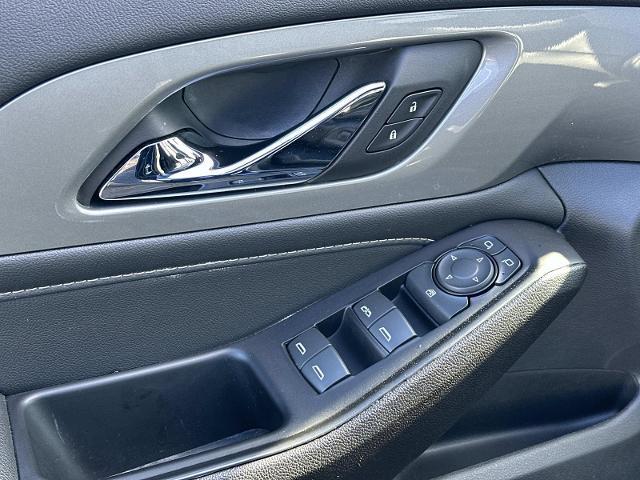 used 2023 Chevrolet Traverse car, priced at $29,700