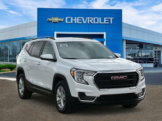 used 2024 GMC Terrain car, priced at $25,200
