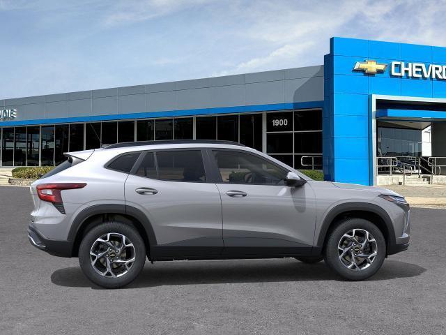 new 2025 Chevrolet Trax car, priced at $23,917