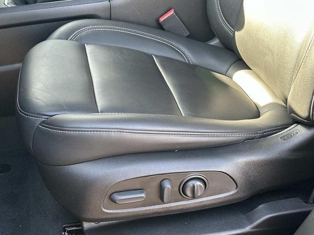 used 2023 Chevrolet Traverse car, priced at $29,796