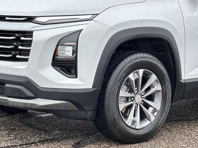 used 2026 Chevrolet Equinox car, priced at $27,900